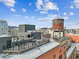 Photo #2: 172260221 Listing