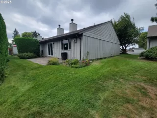 Photo #5: 172322616 Listing