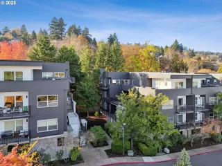 Photo #4: 172415087 Listing 