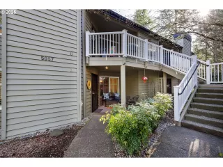 Photo #2: 173481690 Listing