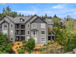 Photo #2: 174059831 Listing 