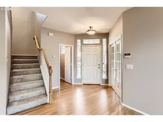 Photo #3: 174113194 Listing