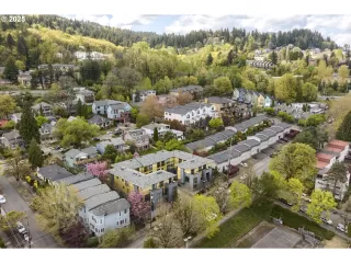 More Details about MLS # 174258790 : 5115 S CORBETT AVE H