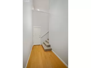 Photo #3: 174675999 Listing