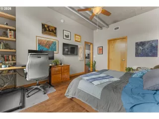 Photo #6: 175352890 Listing 