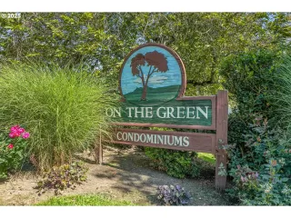 Photo #1: 175653799 Listing 