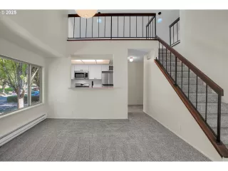 Photo #3: 175653799 Listing 