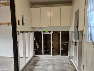 Photo #2: 176493202 Listing 