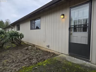 Photo #4: 176493202 Listing 