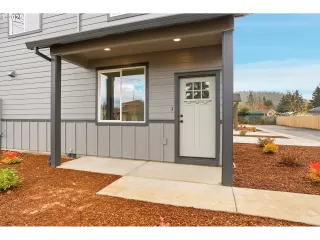 Photo #2: 177072440 Listing 