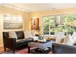 Photo #6: 177488786 Listing 