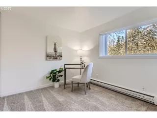 Photo #6: 177824676 Listing