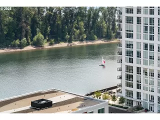 Photo #2: 178064349 Listing 