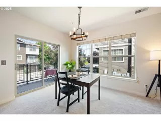 Photo #5: 178389369 Listing 