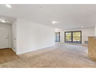 Photo #1: 178622505 Listing 