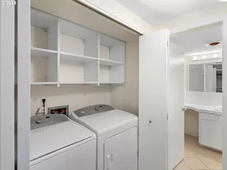 Photo #4: 178821836 Listing 