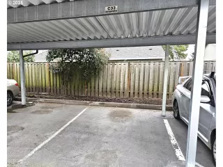 Photo #2: 179264034 Listing