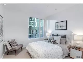 Photo #5: 18009704 Listing