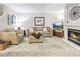 Photo #6: 180162998 Listing 