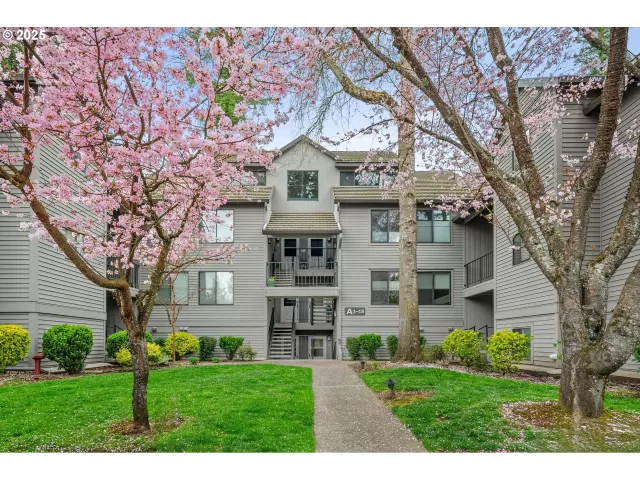 MLS: 180794598 Condo For Sale