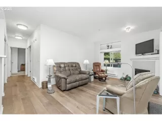 Photo #3: 180936878 Listing 