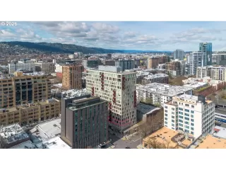 Photo #2: 181131128 Listing 