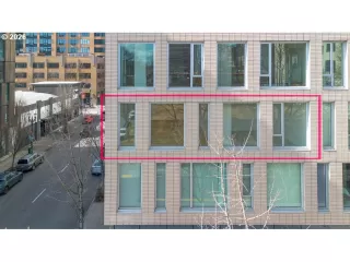 Photo #5: 181131128 Listing 