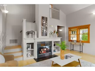 Photo #3: 183602435 Listing