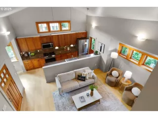 Photo #6: 183602435 Listing