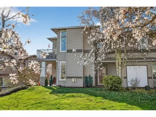 Photo #6: 183775640 Listing 