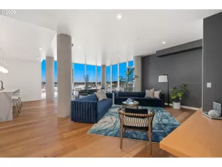 Photo #2: 184357011 Listing 