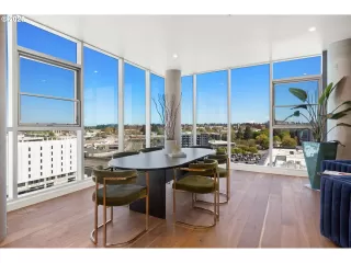 Photo #5: 184357011 Listing 