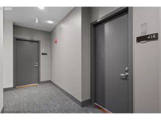 Photo #1: 184523792 Listing