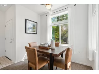 Photo #2: 184579255 Listing 