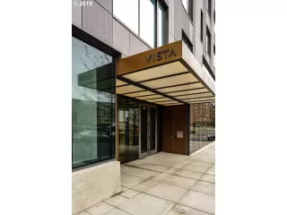 Photo #2: 18510445 Listing