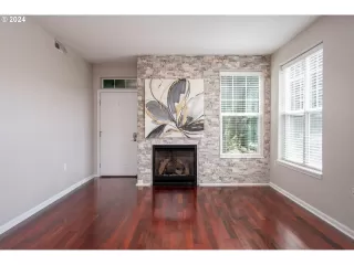 Photo #3: 185350083 Listing 