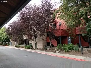 Photo #6: 18538066 Listing 