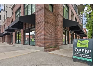 Photo #6: 186080631 Listing