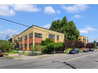 Click for more information on MLS # 186396601 : 2525 N KILLINGSWORTH ST 205 More Details about MLS # 186396601 : 2525 N KILLINGSWORTH ST 205