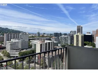 Photo #2: 186548806 Listing