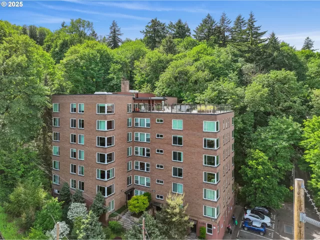 MLS: 186817753 Condo For Sale