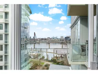 Photo #5: 187551712 Listing