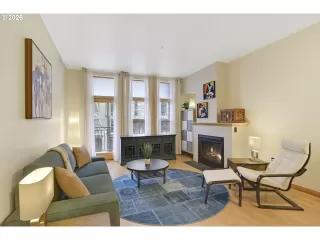 Photo #3: 187632318 Listing