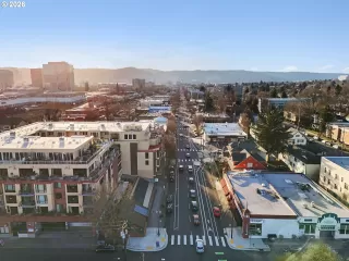 Photo #1: 187856904 Listing 