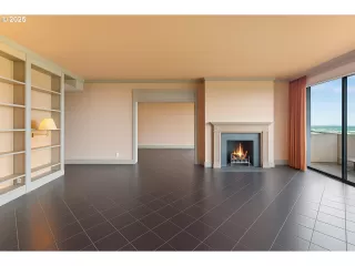 Photo #6: 188028524 Listing