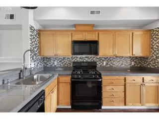 Photo #1: 188109539 Listing 