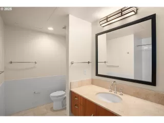 Photo #5: 188542608 Listing 