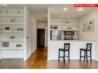 Photo #4: 189962966 Listing