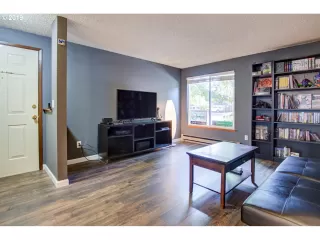 Photo #3: 19001491 Listing 