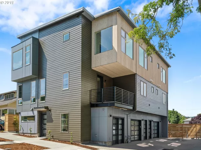 MLS: 19002579 Condo For Sale